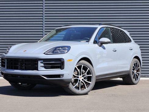 New 2026 Porsche Cayenne image 1