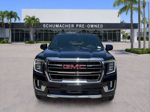 Used 2023 GMC Yukon XL SLT AWD/4WD image 2
