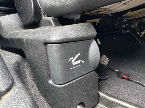 Used 2013 RAM 2500 Laramie w/ Convenience Group AWD/4WD image 38