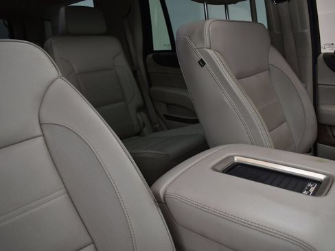 Used 2019 GMC Yukon Denali w/ Open Road Package RWD image 27