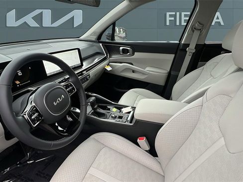 New 2025 Kia Sorento EX w/ Panoramic Sunroof Package image 17