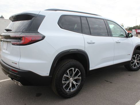 New 2026 GMC Acadia AT4 image 16
