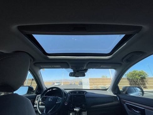 Used 2020 Honda CR-V Touring image 17