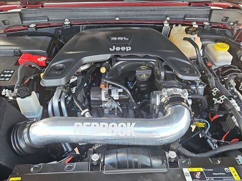 Used 2021 Jeep Wrangler Unlimited Sport AWD/4WD image 23