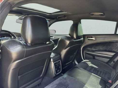 Used 2022 Dodge Charger Scat Pack RWD image 38