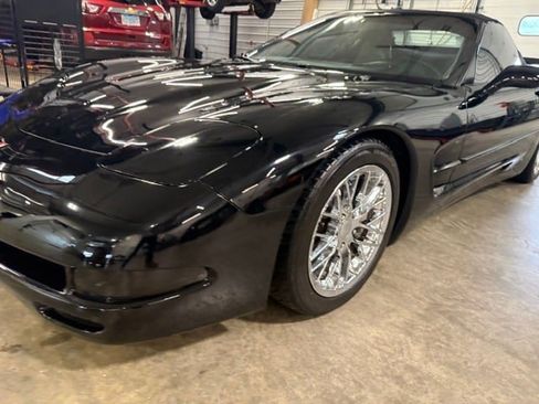 Used 2002 Chevrolet Corvette Convertible w/ Preferred Equipment Group2 RWD image 20