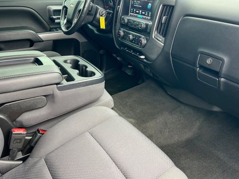 Used 2018 Chevrolet Silverado 1500 LT w/ All Star Edition image 16