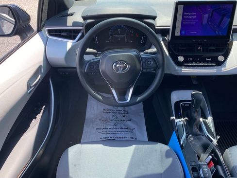 Used 2025 Toyota Corolla FX w/ Convenience Package FWD image 10