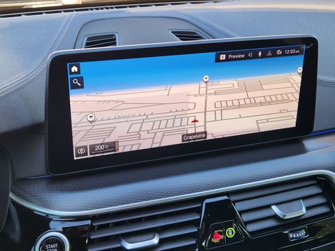 Used 2021 BMW M550i xDrive w/ Premium Package image 21