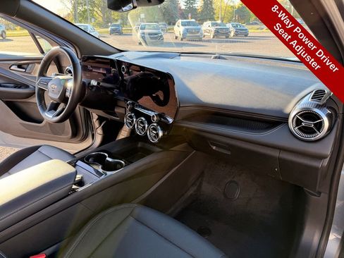 Used 2024 Chevrolet Blazer EV LT AWD/4WD image 34