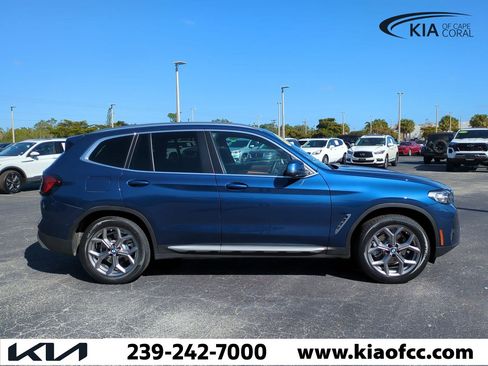 Used 2023 BMW X3 xDrive30i w/ Convenience Package image 4