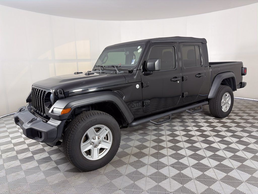 Used 2020 Jeep Gladiator Sport w/ Quick Order Package 23S AWD/4WD image 3