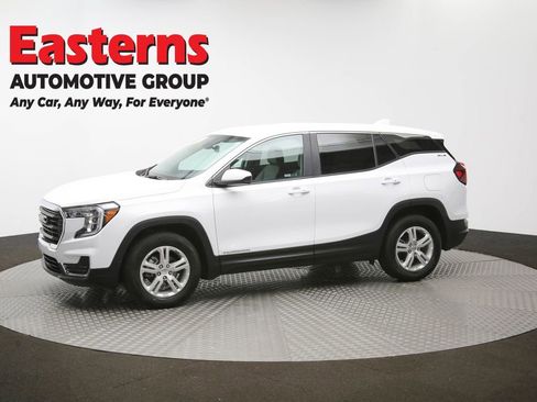 Used 2024 GMC Terrain SLE image 59