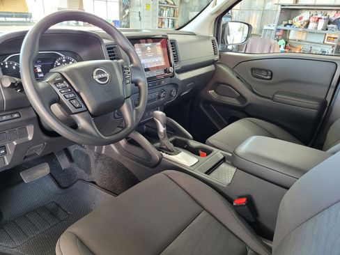 Certified 2024 Nissan Frontier S w/ Technology Package image 7