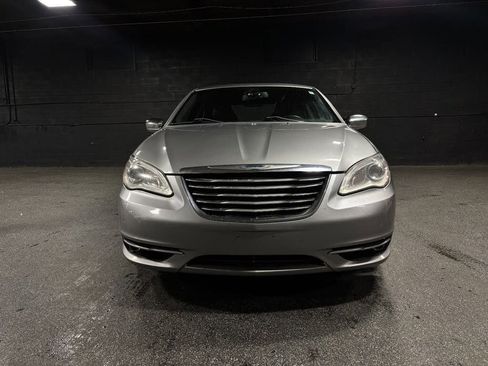 Used 2014 Chrysler 200 Limited w/ Sun/Sound Group image 8