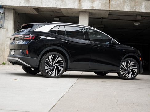 New 2025 Volkswagen ID.4 Pro S Plus image 5