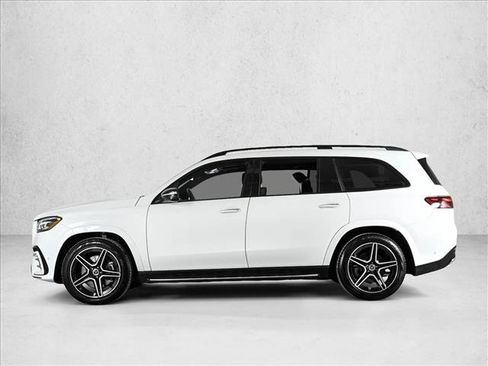 Certified 2025 Mercedes-Benz GLS 450 4MATIC image 9