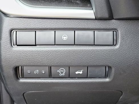 New 2026 Nissan Rogue SV FWD image 19