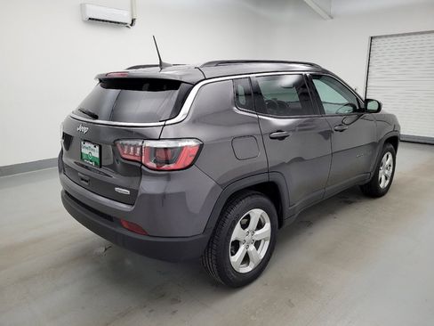 Used 2018 Jeep Compass Latitude w/ Popular Equipment Group FWD image 9