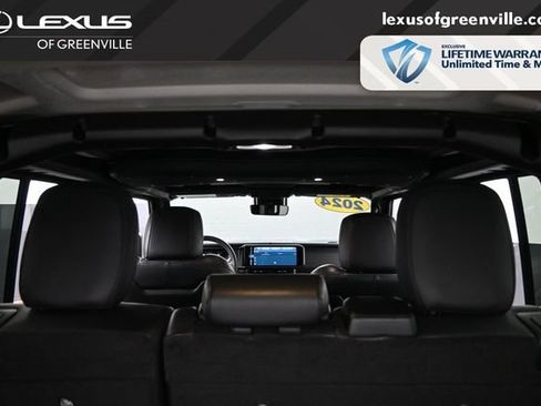 Used 2024 Jeep Wrangler Unlimited Sahara w/ Technology Group AWD/4WD image 27