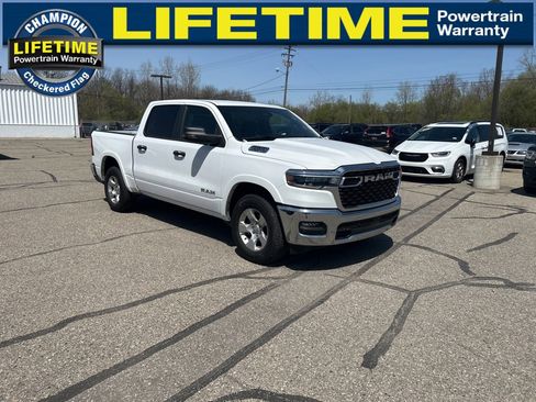 Used 2025 RAM 1500 Big Horn image 7