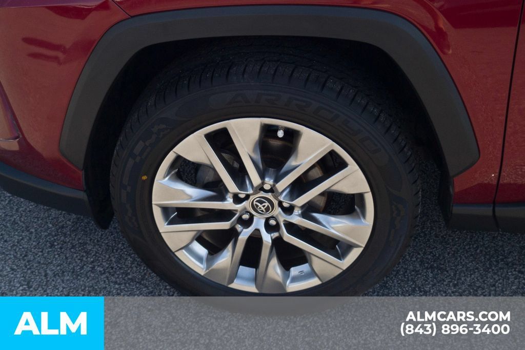 Used 2019 Toyota RAV4 XLE Premium w/ Advanced Technology Package AWD/4WD image 15