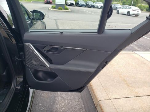 New 2027 BMW M5 w/ Carbon Package AWD/4WD image 18
