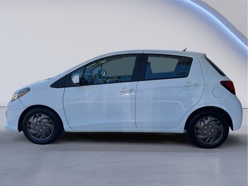 Used 2015 Toyota Yaris L FWD image 3