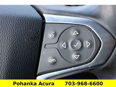 Used 2023 Chevrolet Traverse RS image 16