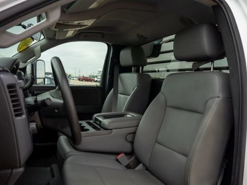 Used 2015 GMC Sierra 3500 2WD Regular Cab image 15