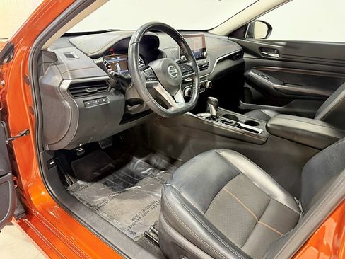 Used 2020 Nissan Altima 2.5 SR w/ Premium Package image 27