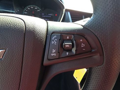 Used 2020 Chevrolet Trax LS w/ Tint and Cruise Package FWD image 19