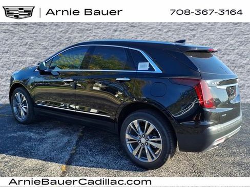 New 2025 Cadillac XT5 Premium Luxury image 9