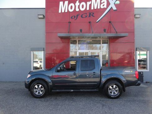 Used 2013 Nissan Frontier PRO-4X w/ Pro-4x Luxury Pkg image 2