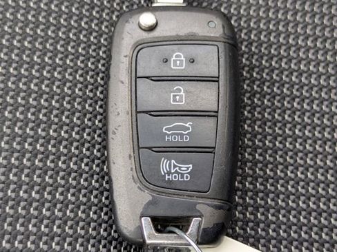 Used 2019 Hyundai Accent SEL FWD image 25
