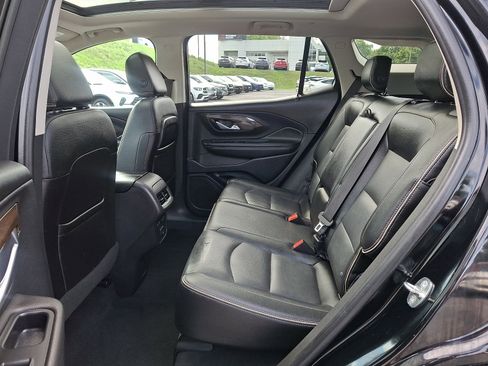 Used 2020 GMC Terrain Denali w/ Denali Premium Package AWD/4WD image 10