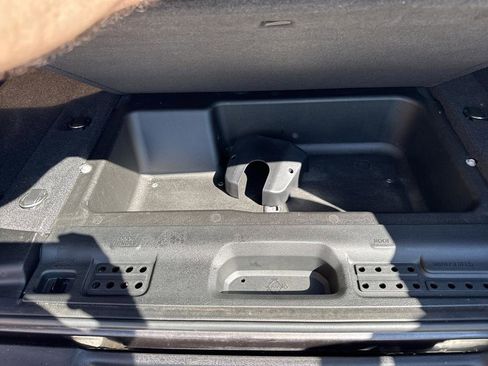 Used 2018 Jeep Wrangler Unlimited Sport S image 39