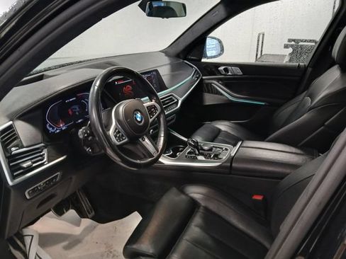 Used 2022 BMW X7 M50i w/ Luxury Seating Package AWD/4WD image 13