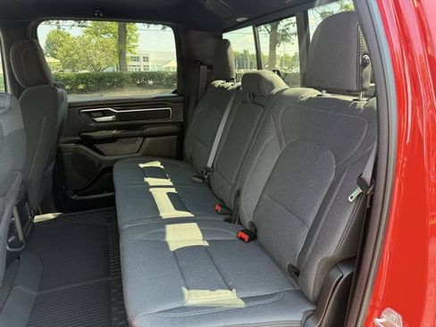 Used 2024 RAM 1500 Big Horn AWD/4WD image 31