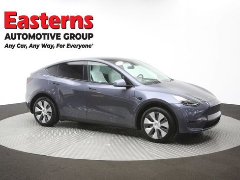 Used 2023 Tesla Model Y Long Range AWD/4WD image 41