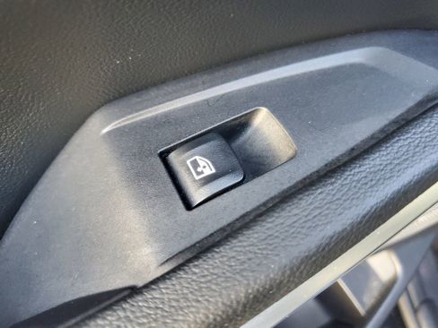 Used 2023 BMW M340i xDrive w/ Premium Package image 16