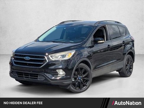 Used 2017 Ford Escape Titanium FWD image 1