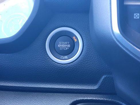 Used 2023 RAM 1500 Laramie image 32