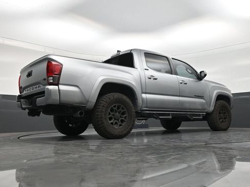 Used 2022 Toyota Tacoma SR5 w/ Technology Package RWD image 24