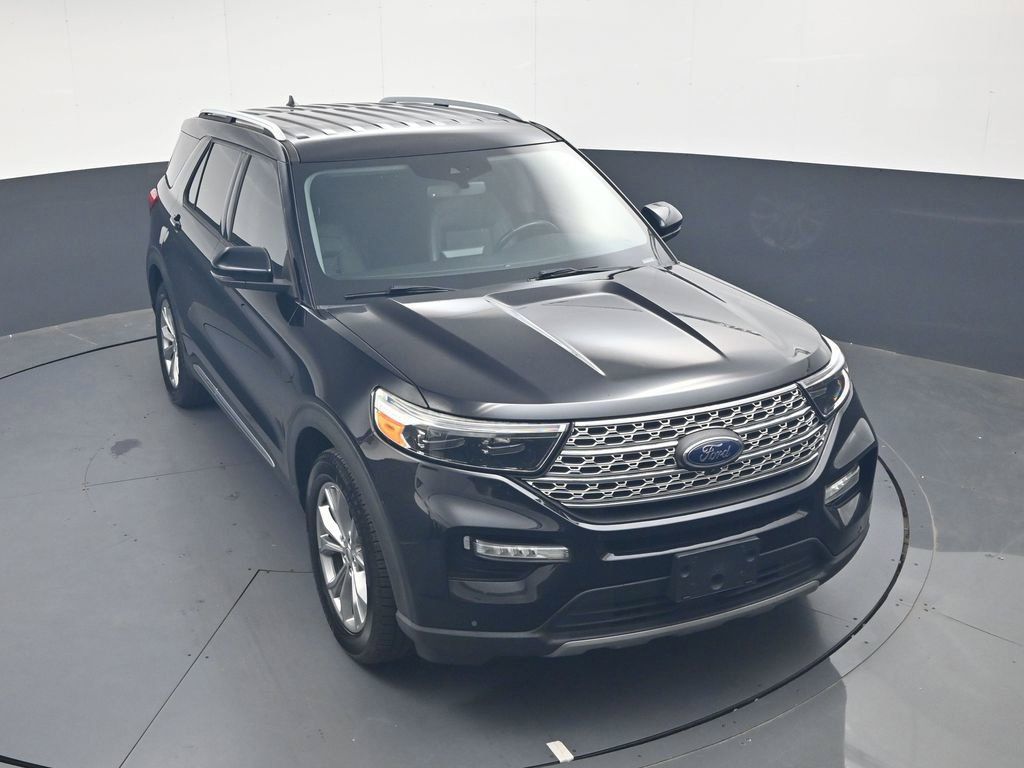 Used 2021 Ford Explorer Limited w/ Equipment Group 301A AWD/4WD image 32