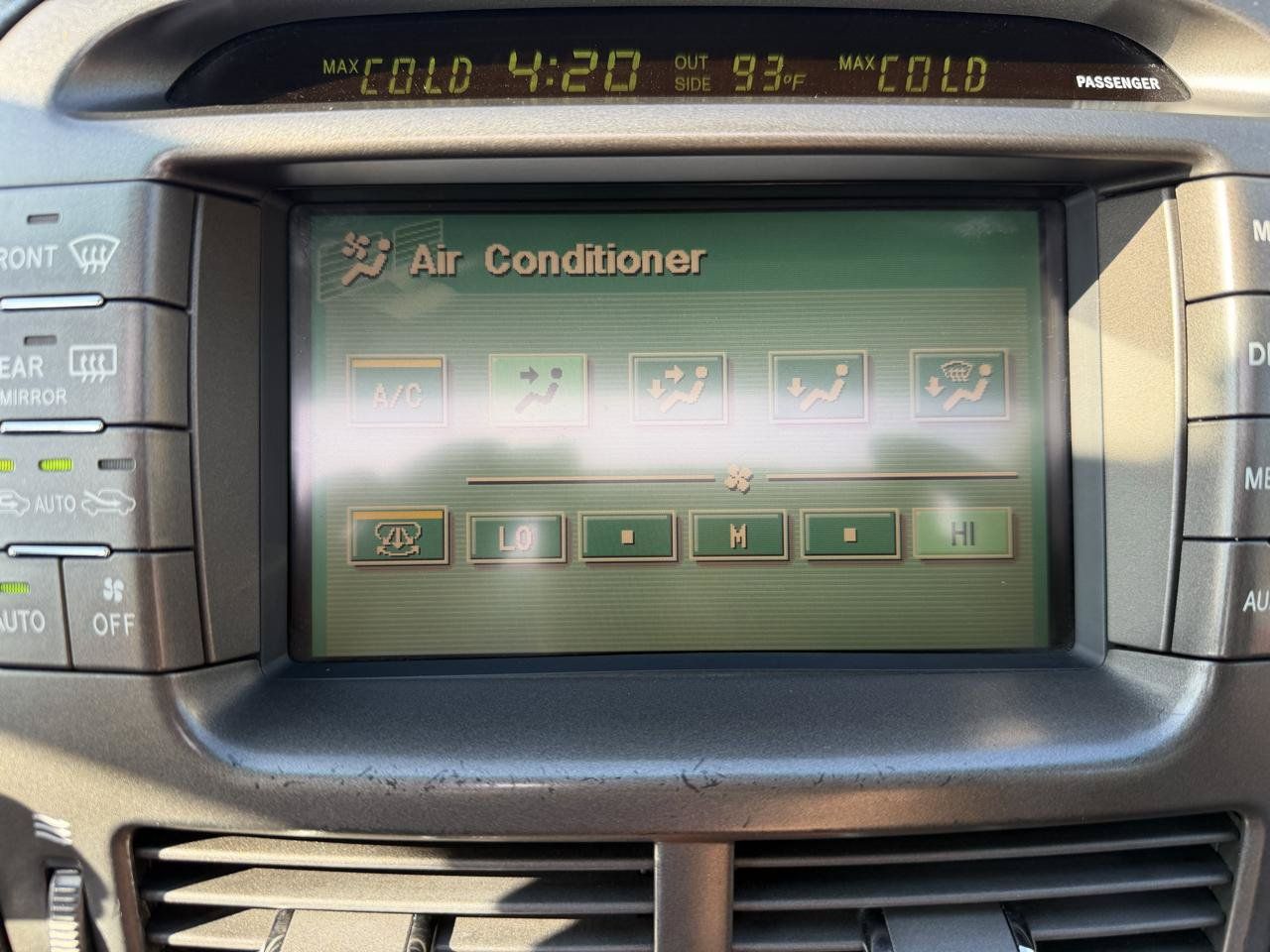 Used 2005 Lexus LS 430 RWD image 22