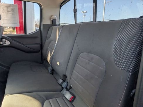 Used 2014 Nissan Frontier PRO-4X AWD/4WD image 8