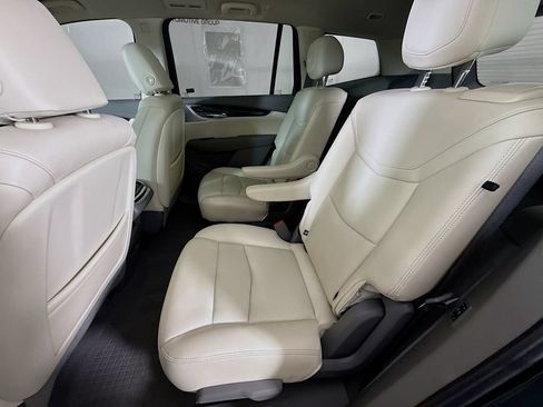 Used 2023 Cadillac XT6 Premium Luxury FWD image 26