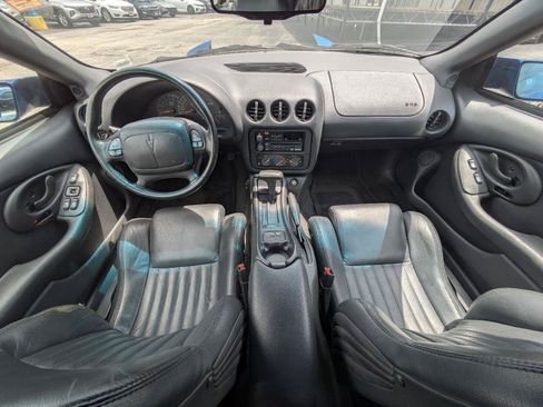 Used 1995 Pontiac Firebird Trans Am RWD image 7