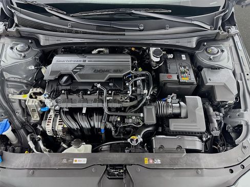 Certified 2026 Hyundai Elantra Sport w/ Cargo Package FWD image 27